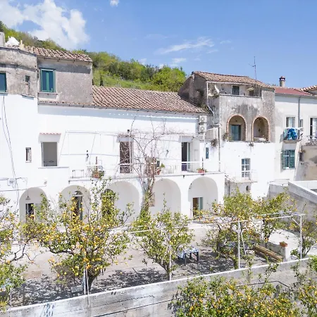 Casa Nina- Con Vista Mare E Terrazza A Raito, Costiera Amalfitana *