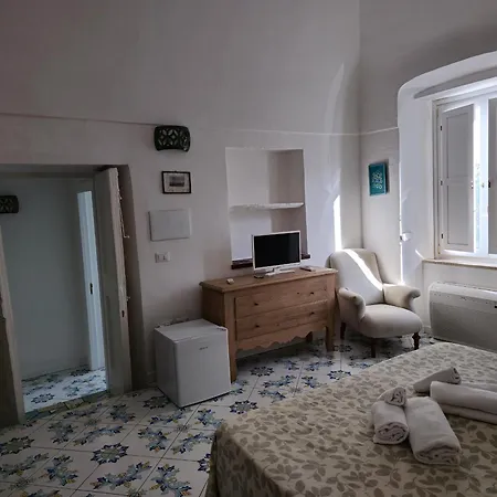 Couette-café Casa Nina- Con Vista Mare E Terrazza A Raito, Costiera Amalfitana Vietri