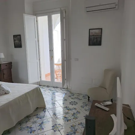 Casa Nina- Con Vista Mare E Terrazza A Raito, Costiera Amalfitana * Vietri