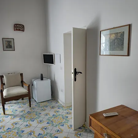 Casa Nina- Con Vista Mare E Terrazza A Raito, Costiera Amalfitana *