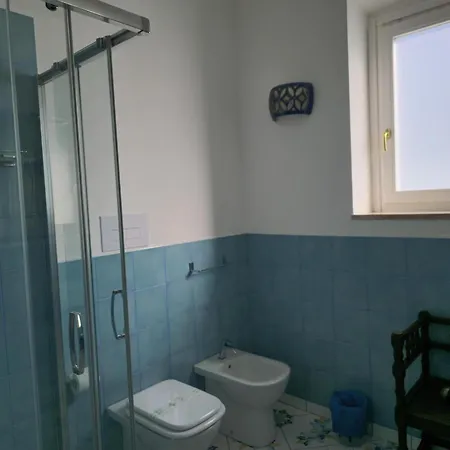 Casa Nina- Con Vista Mare E Terrazza A Raito, Costiera Amalfitana Couette-café Vietri