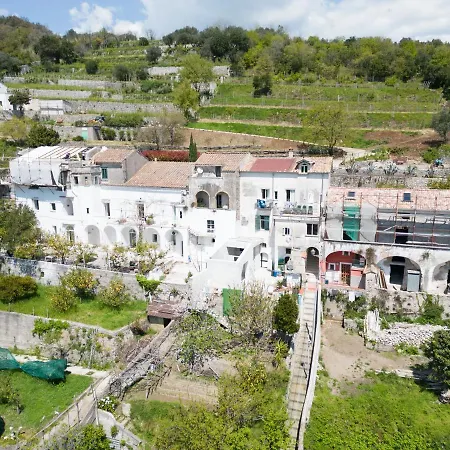 Bed and breakfast Casa Nina- Con Vista Mare E Terrazza A Raito, Costiera Amalfitana *